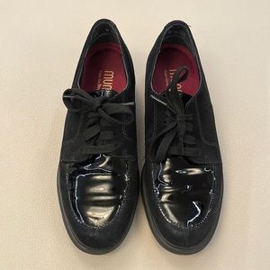 Munro comfort lace up shoes